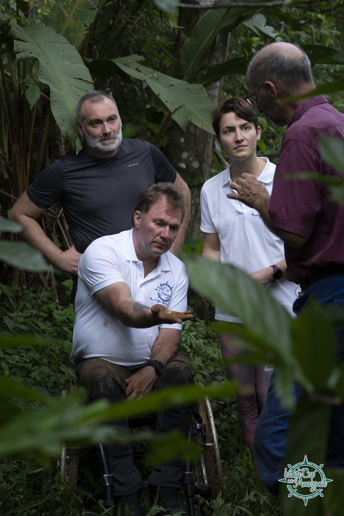 Lire la suite à propos de l’article Jour 2 Saül – Visite d’une plantation de cacao eco-responsable